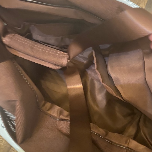 NWT SOLD OUT Gymshark Whitney Holdall brown. Whitney Simmons latest collection - Picture 4 of 4